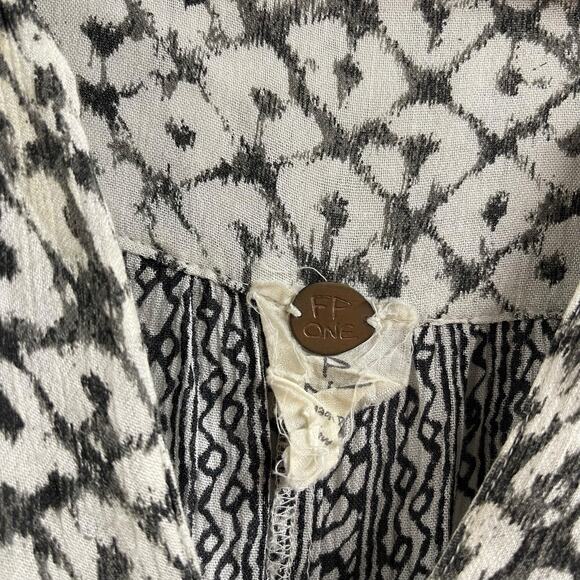 Free People FP One Mixed Print Tunic Top Small Raw Hem - Picture 3 of 8